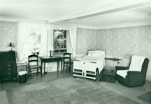 Interior view of parlor chamber, Spencer-Peirce-Little House, Newbury, Mass.
