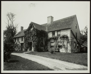 Exterior view of the Spencer-Peirce-Little Farm House, Newbury, Mass., undated