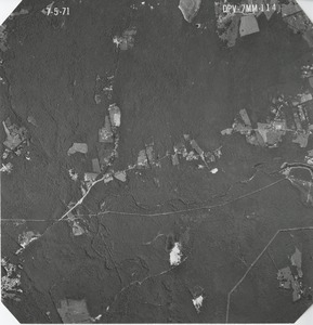 Worcester County: aerial photograph. dpv-7mm-114