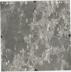 Worcester County: aerial photograph. dpv-5k-123