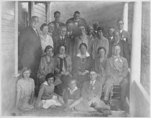 Class of 1908 alumni at a reunion