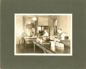 West Experiment Station Room 15 (laboratory), Massachusetts Agricultural College