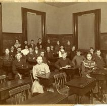Russell School - Grade 8 - 1906-1907