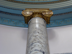 Field Memorial Library: head of Ionic column inside the rotunda