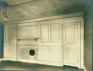 Interior view of a panel wall at the Cushing-Haven Tavern, Shrewsbury, Mass., undated