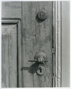 Door knob near Leprosy Museum