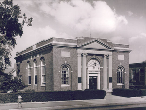 Exterior of Stoneham Savings Bank