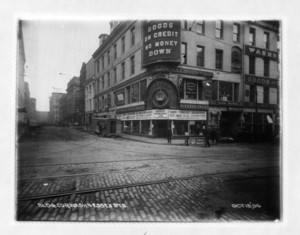 Building corner Washington and Essex Streets, Boston, Mass., October 18, 1906