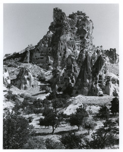 Tower-like cave houses