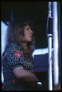 Sandy Denny performing on piano at the Lincoln Folk Festival