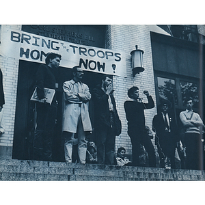 Students rally on the steps of Ell Student Center for the troops