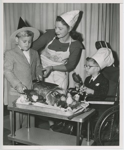 Susan Reed with patients at Thanksgiving