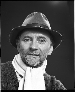Phil Coulter, musician and songwriter. Portraits, wearing hat and scarf