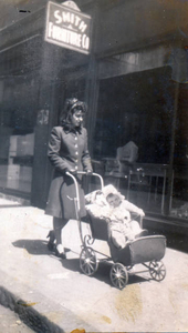 Strolling on Leverett Street, 1943