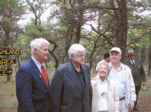 Kennedy and Delahunt visit with press at campground