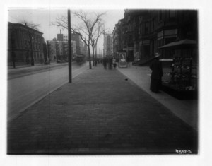 Sidewalk, Boylston St. south side looking east, Boston, Mass., January 2, 1913