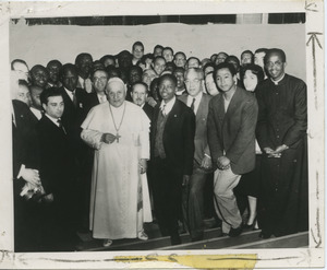 Horace Mann Bond with Pope John XXIII and participants of 2nd World Congress of Black Writers and Artists