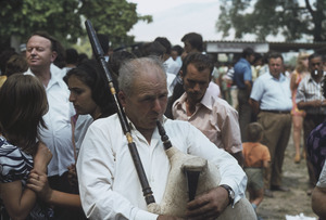 Bagpipe player at Trnovo Ilinden celebration