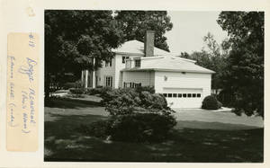 Doggett Memorial (Pres.'s Home) Facing West (side)