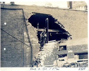 Wreck at Dudley Street, 5:00 pm, view of damage caused to building