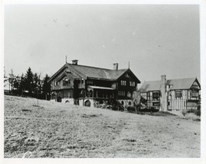 Philomatheia Hall exterior from Commonwealth Avenue