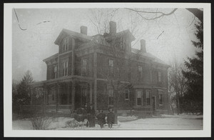 Group portrait of the Walter Brown Family, 42 Rangeley Road, Winchester, Mass., undated