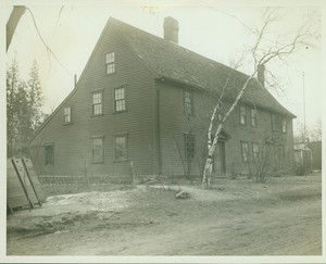 Exterior view of the front and side of the Pierce House, Dorchester, Mass., ca. 1926