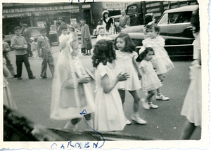 Carmen Ares in procession