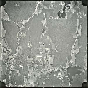 Worcester County: aerial photograph. dpv-8mm-31