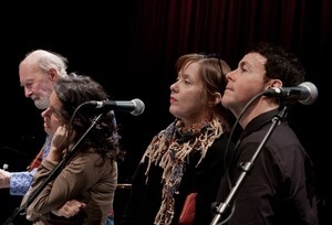 Pete Seeger, Lucy Kaplansky, Suzanne Vega, and Richard Barone (from left) at sound check, Symphony Space