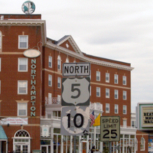 Northampton Hotel looking North