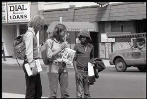 Free Spirit Press crew hawking their magazine on the streets