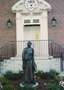 Deborah Sampson Gannett statue