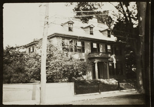Exterior view of the Governor John Wentworth House, 346 Pleasant Street, Portsmouth, N.H., undated