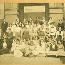 Locke School - Grade 9 - 1914