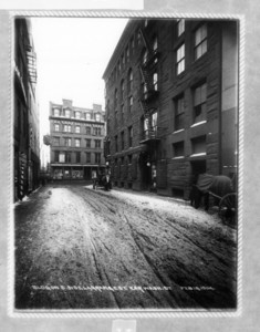 Building on south side Lagrange St. corner Washington St., Boston, Mass., February 18, 1904