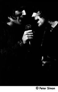 Rod Stewart (vocals) and Jeff Beck (guitar): close-up
