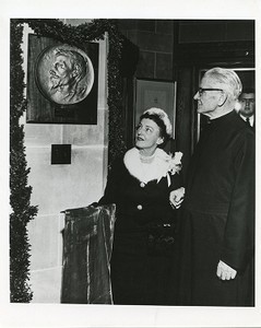 Burns, Alice Blake (Mrs. John J. Burns) with Terrence Connolly at dedication of Thompson plaque