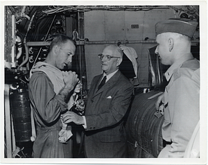 Mark Bortman with unidentified members of the United States Air Force