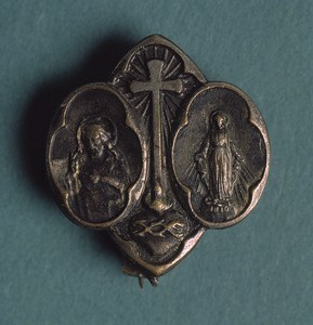 Scapular and miraculous medal pin