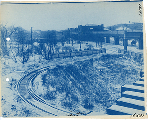 Ramp to lower level Forest Hills