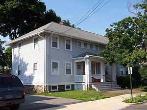 Apartment building at 38-48 Richardson Avenue, Wakefield, Mass.