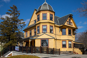 Follow Your Art Studio: Melrose, Mass.