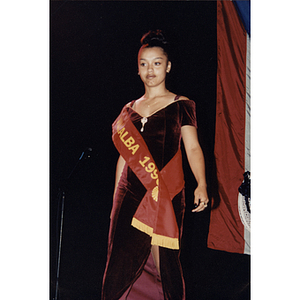 The representative for Villalba, Damaris Padilla, on stage at the Festival Puertorriqueño