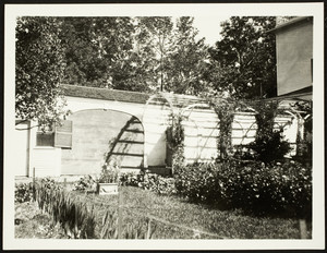 Exterior view of the Doctor May House, Portsmouth, N.H., September 8, 1924