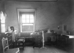 Thomas Perkins House, Cary Cottage, Nahant, Mass., Bedroom.