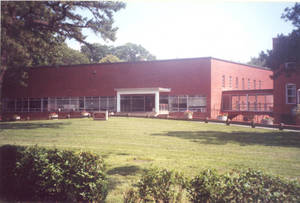 Beveridge Center, 2001
