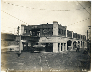 Forest Hills Station