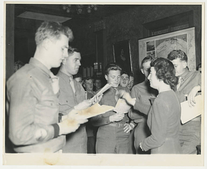 Army Air Corps learning a song