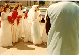 Queens in Saint Anthony's procession (1)